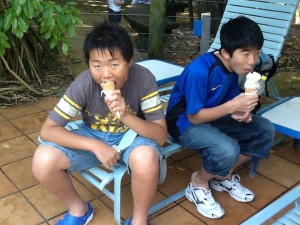 boys & ice cream